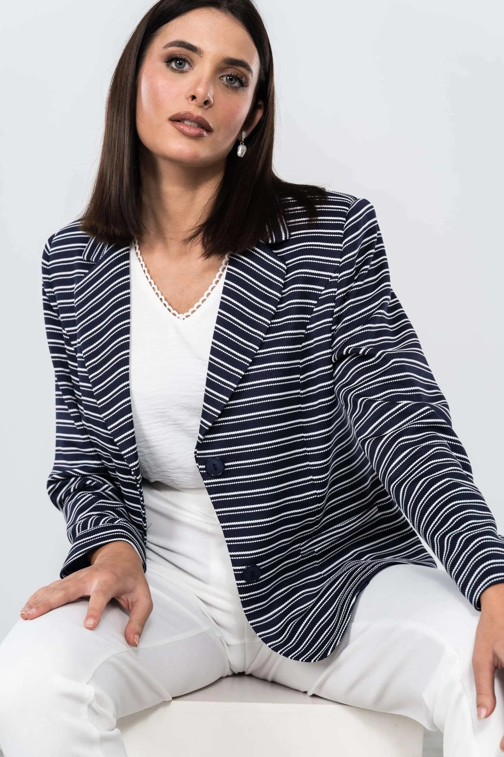 americana_rayas_jacquard__4-1.webp Precchio Chaquetas<AMERICANA RAYAS JACQUARD MARINO