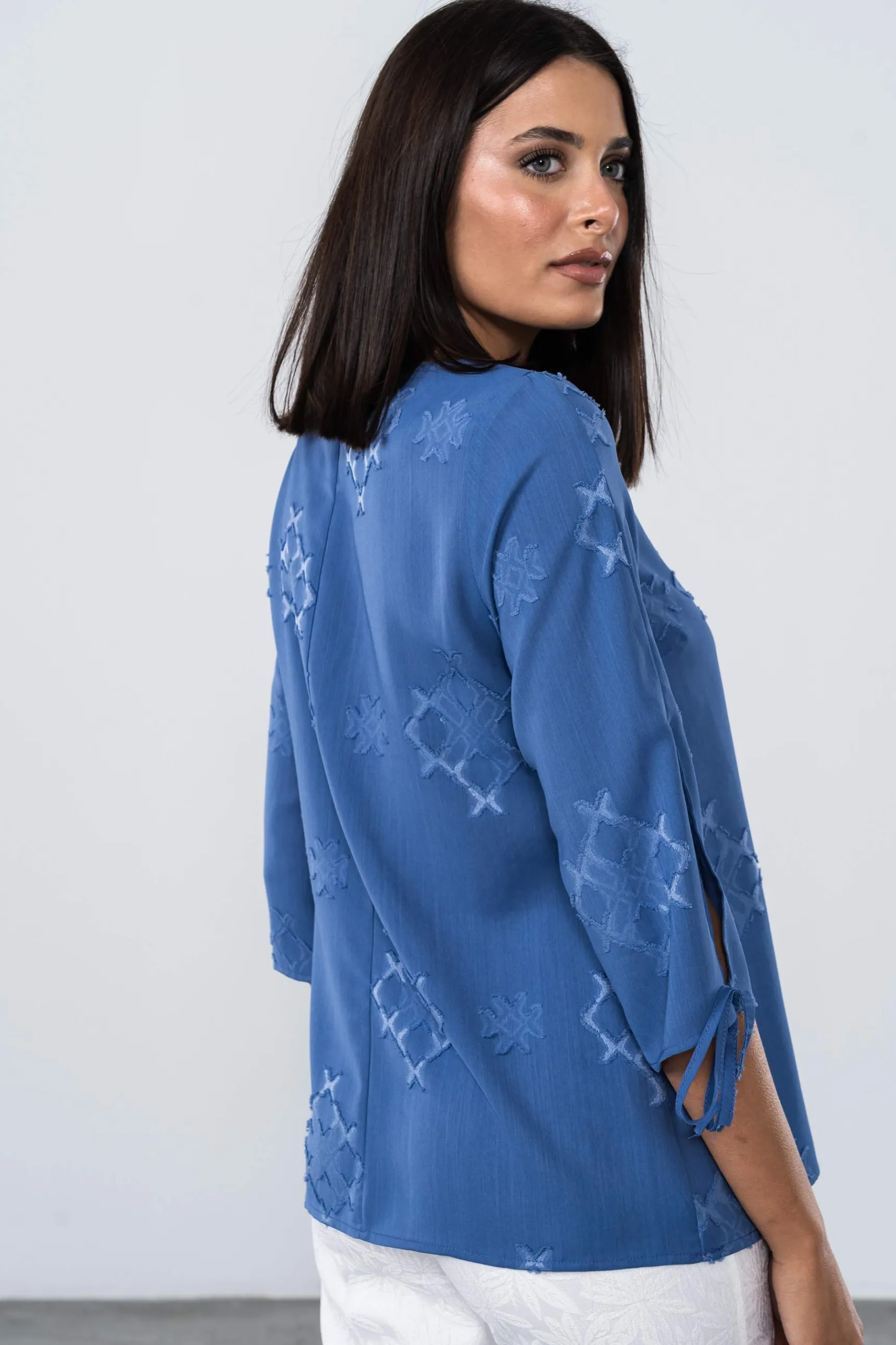 blusa_aberturas_mangas_7.webp Precchio Blusas Y Camisas<BLUSA ABERTURAS MANGAS
