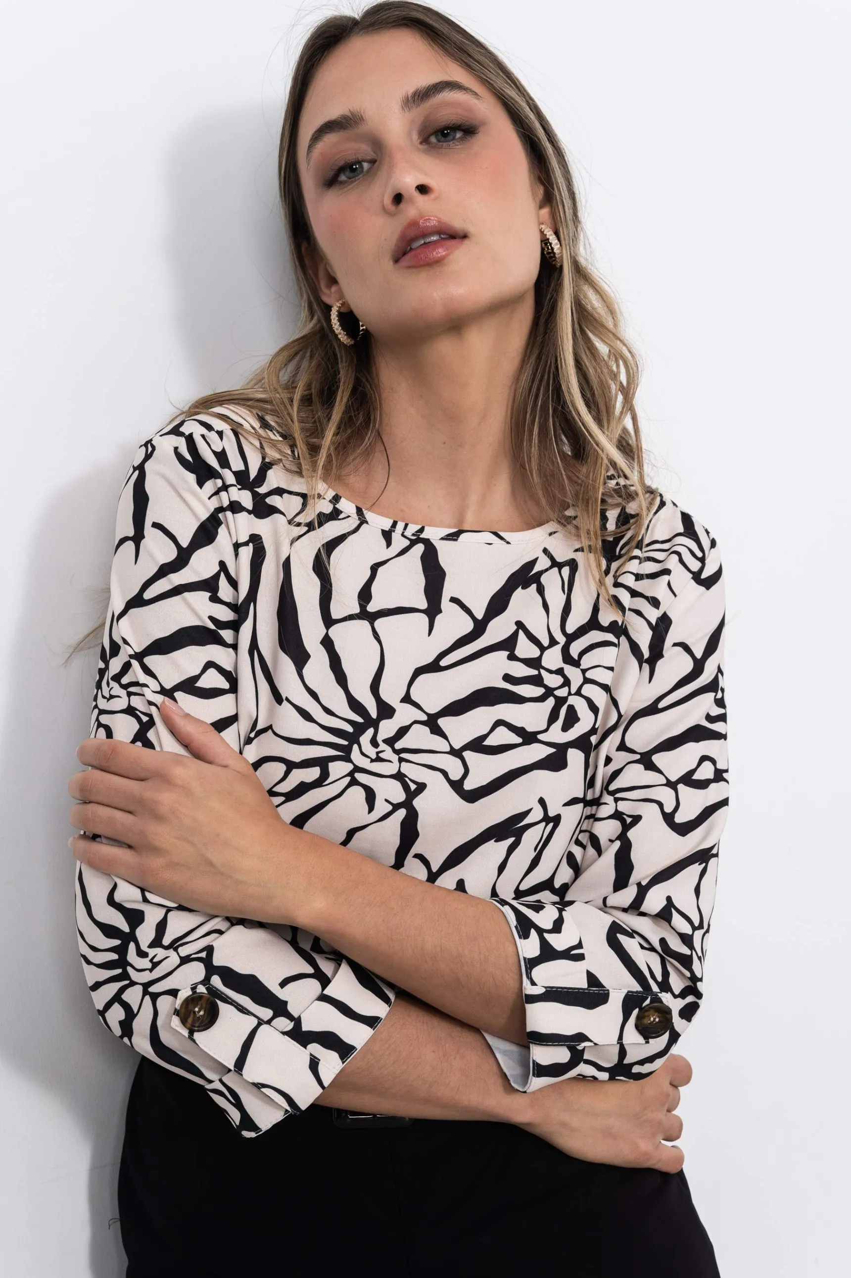 blusa_bicolor_trabillas_2.webp Precchio Blusas Y Camisas<BLUSA BICOLOR TRABILLAS