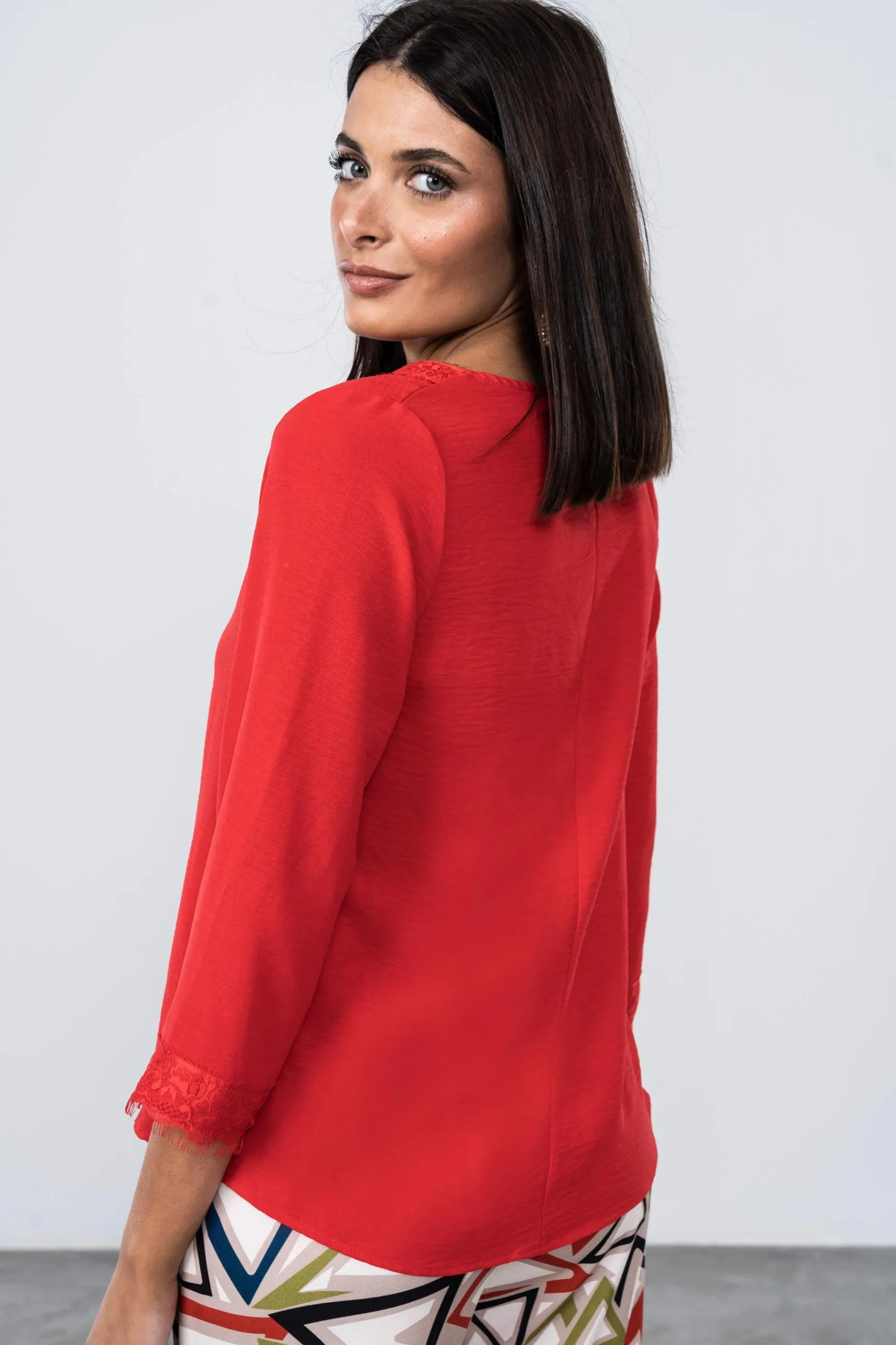 blusa_combinada_encaje_mf_7.webp Precchio Blusas Y Camisas<BLUSA COMBINADA ENCAJE M/F