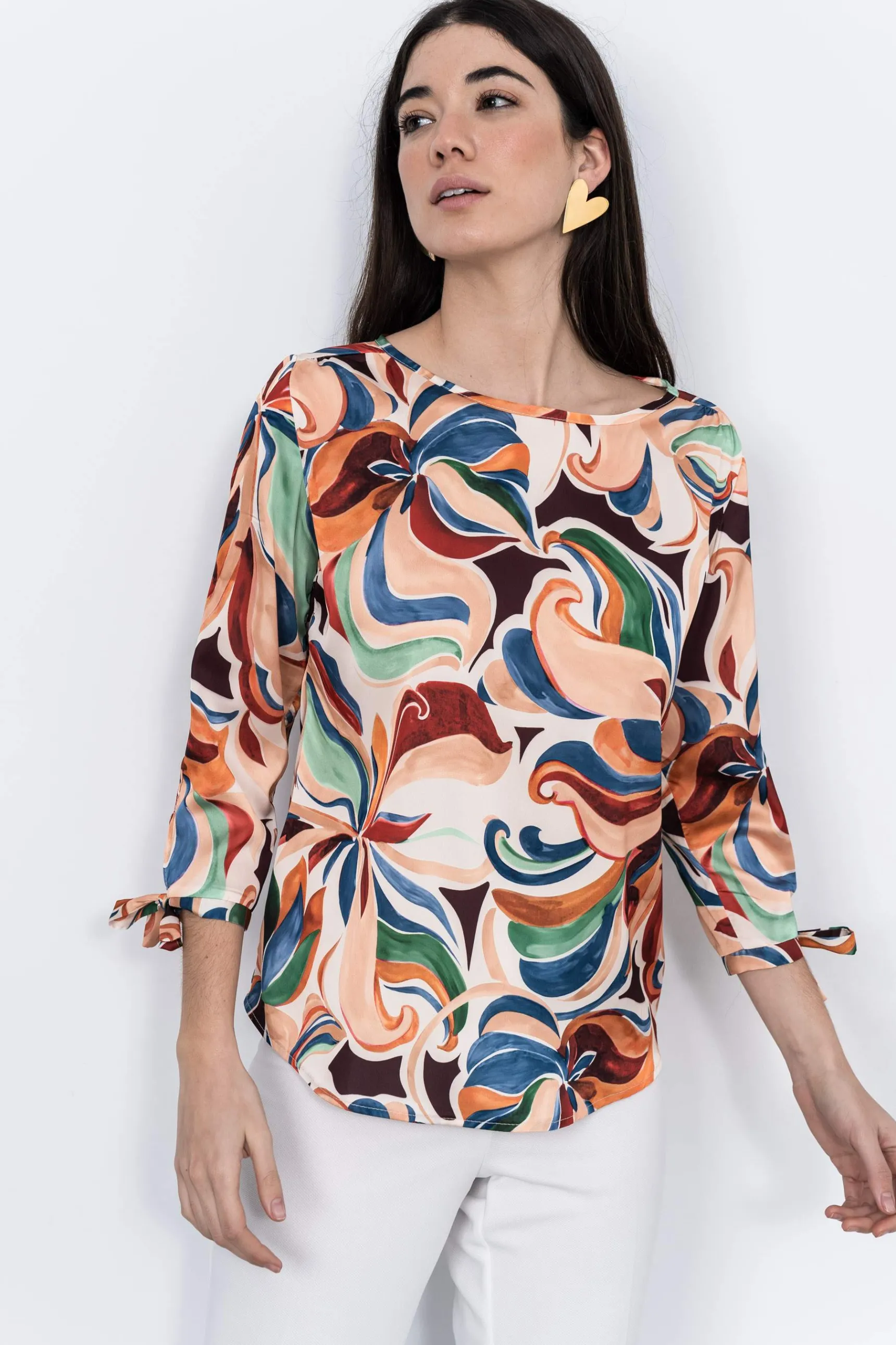 blusa_flor_acuarela_7.webp Precchio Blusas Y Camisas<BLUSA FLOR ACUARELA