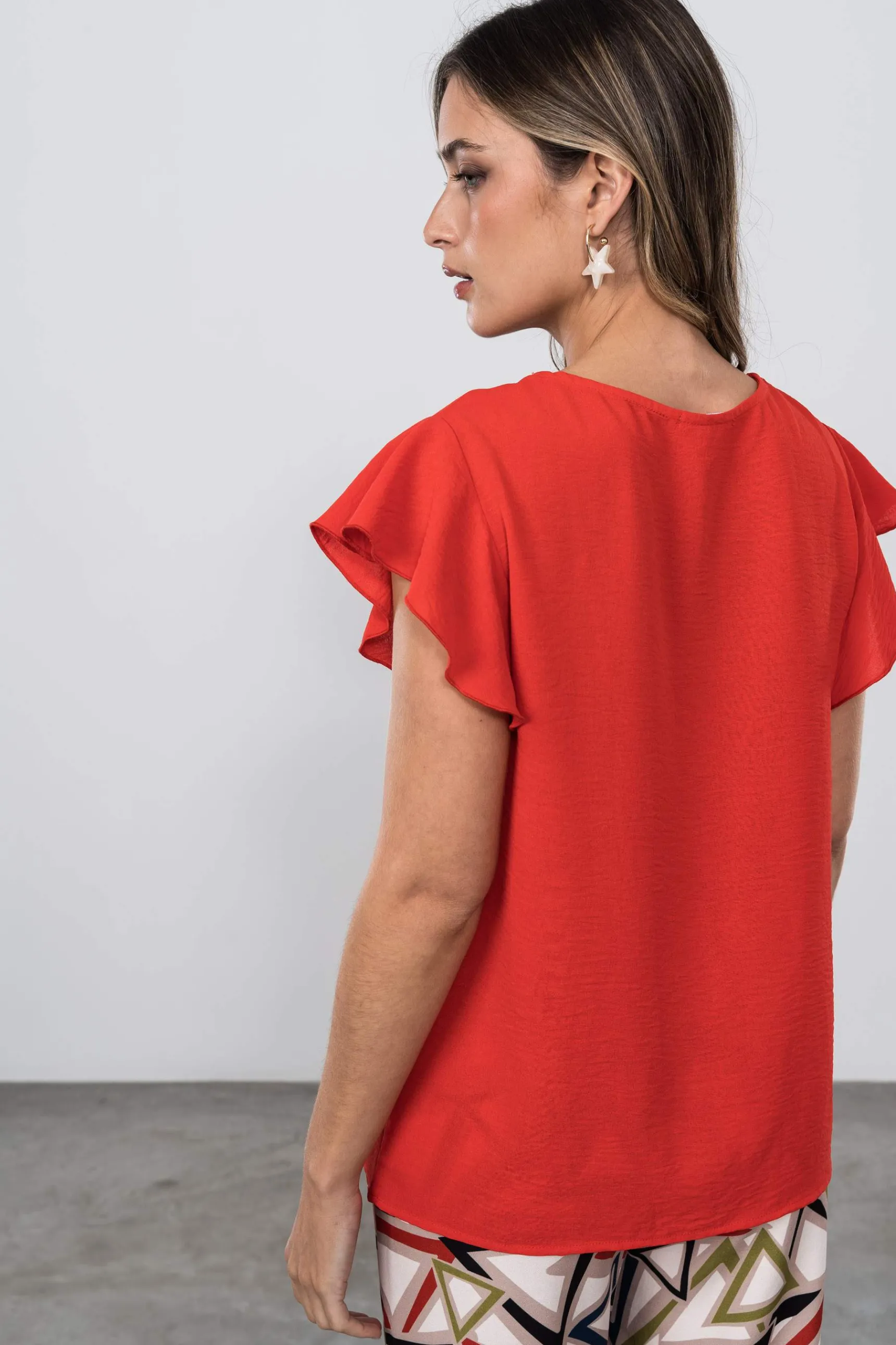 blusa_manga_capa_rojo_7.webp Precchio Blusas Y Camisas<BLUSA MANGA CAPA ROJO