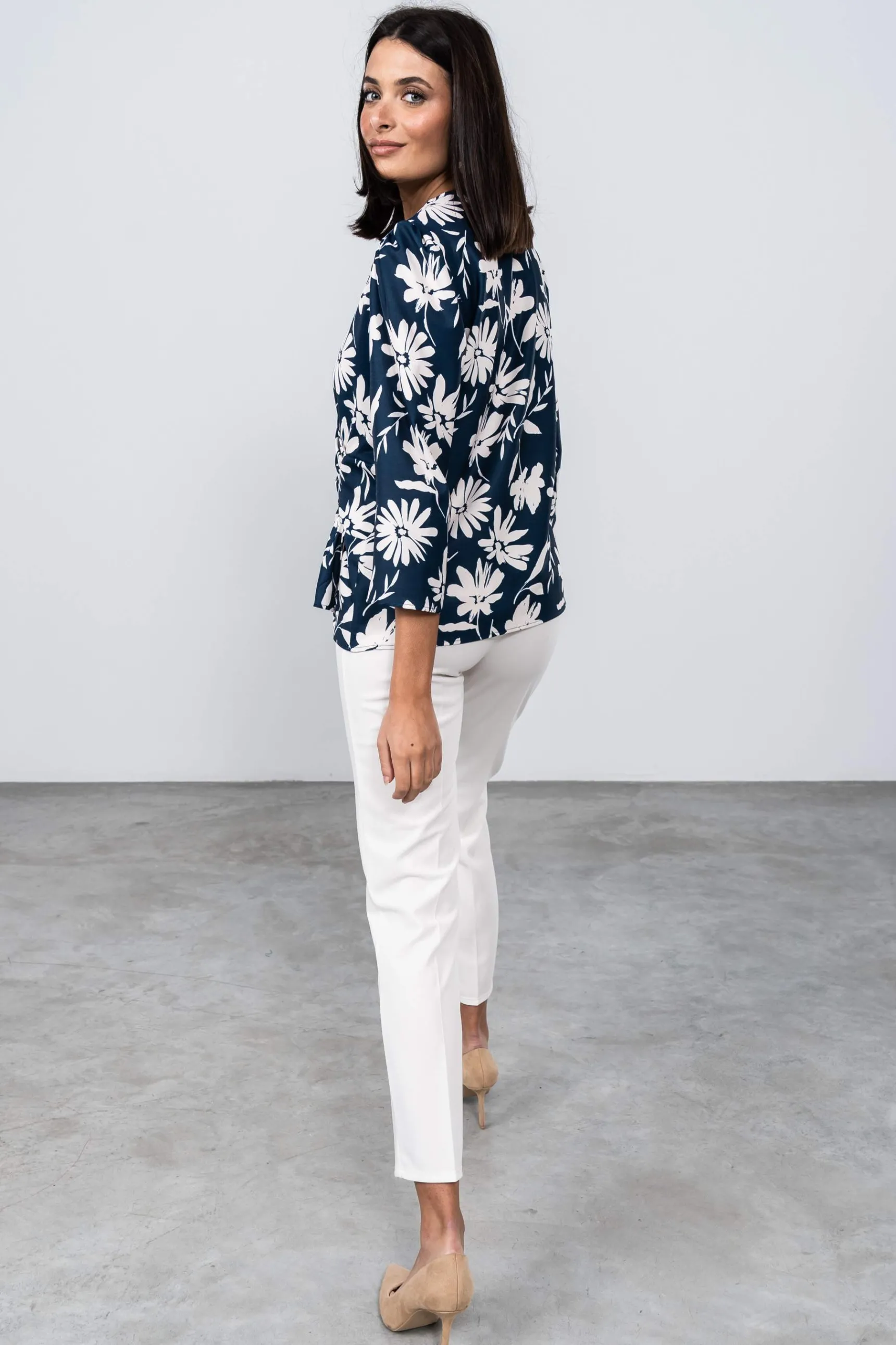 blusa_recogido_lateral_fl_7.webp Precchio Blusas Y Camisas<BLUSA RECOGIDO LATERAL FLOR