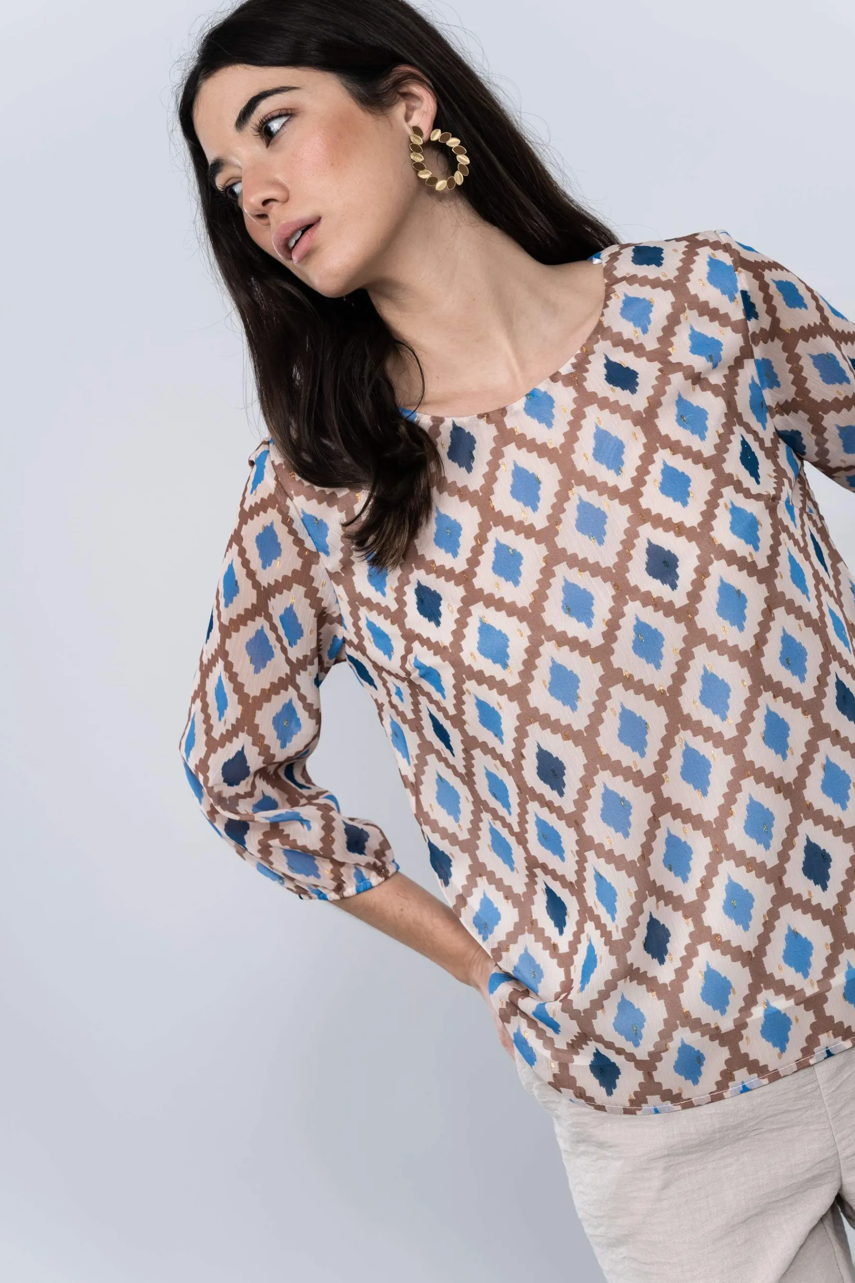 blusa_rombos_oro_beige_6.webp Precchio Blusas Y Camisas<BLUSA ROMBOS ORO BEIGE
