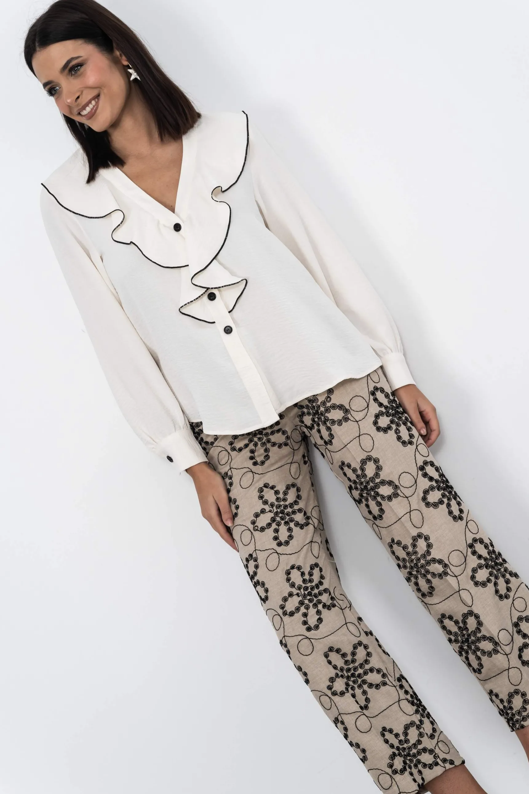 blusa_volante_contraste_8.webp Precchio Blusas Y Camisas<BLUSA VOLANTE CONTRASTE