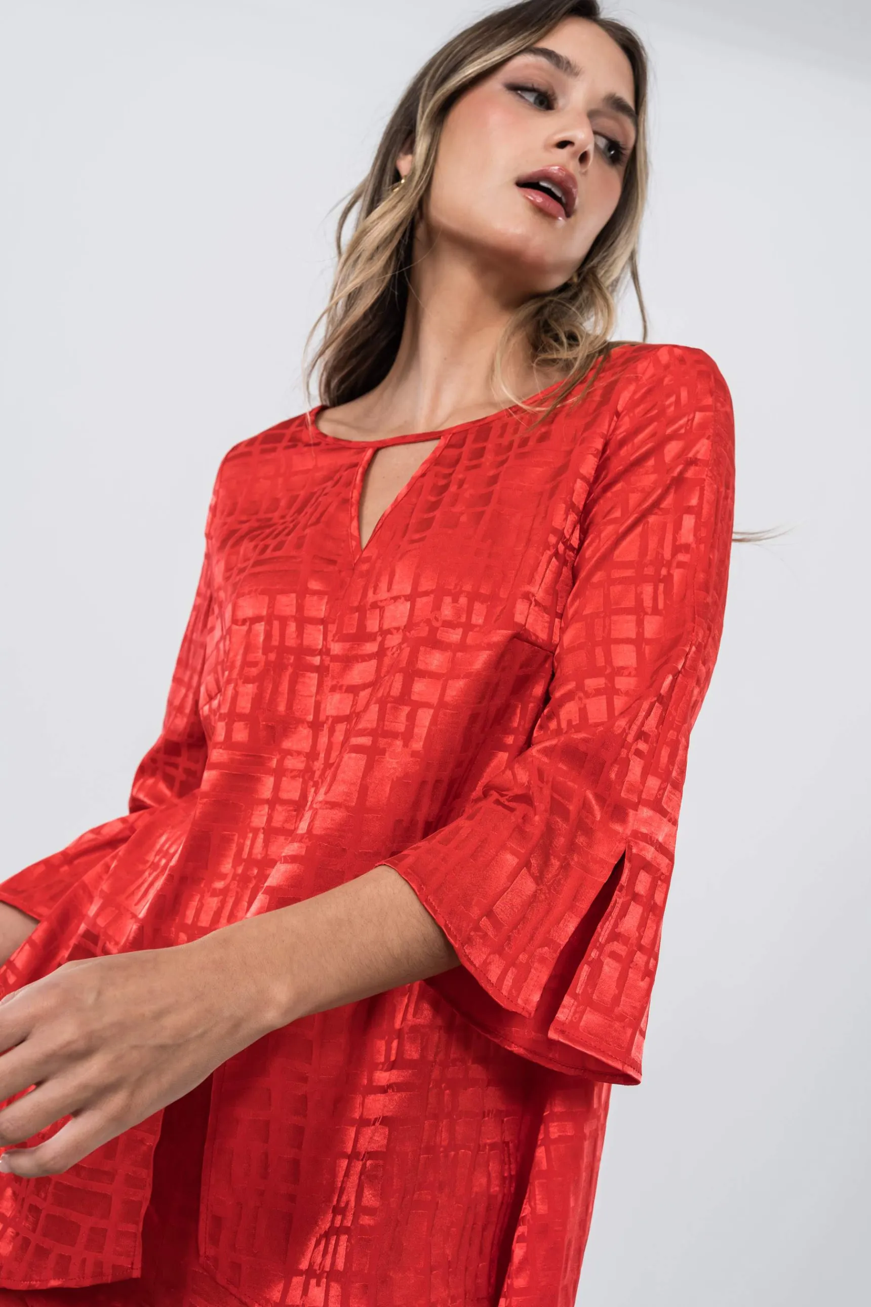 blusn_jacquard_satinado_5.webp Precchio Blusas Y Camisas<BLUSÓN JACQUARD SATINADO