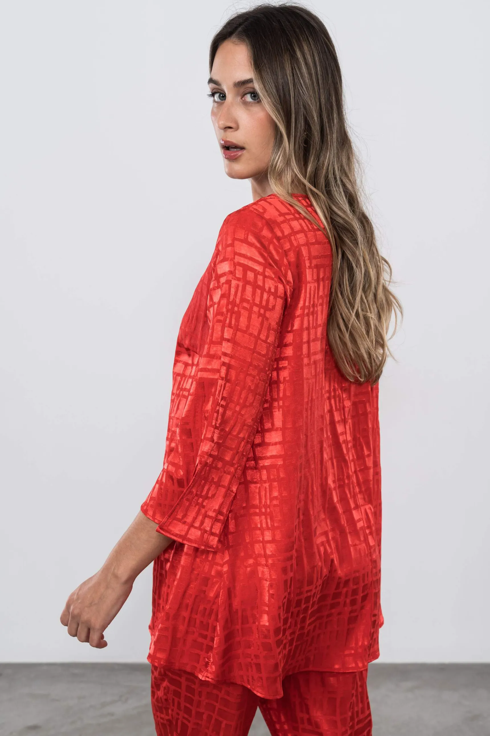blusn_jacquard_satinado_9.webp Precchio Blusas Y Camisas<BLUSÓN JACQUARD SATINADO