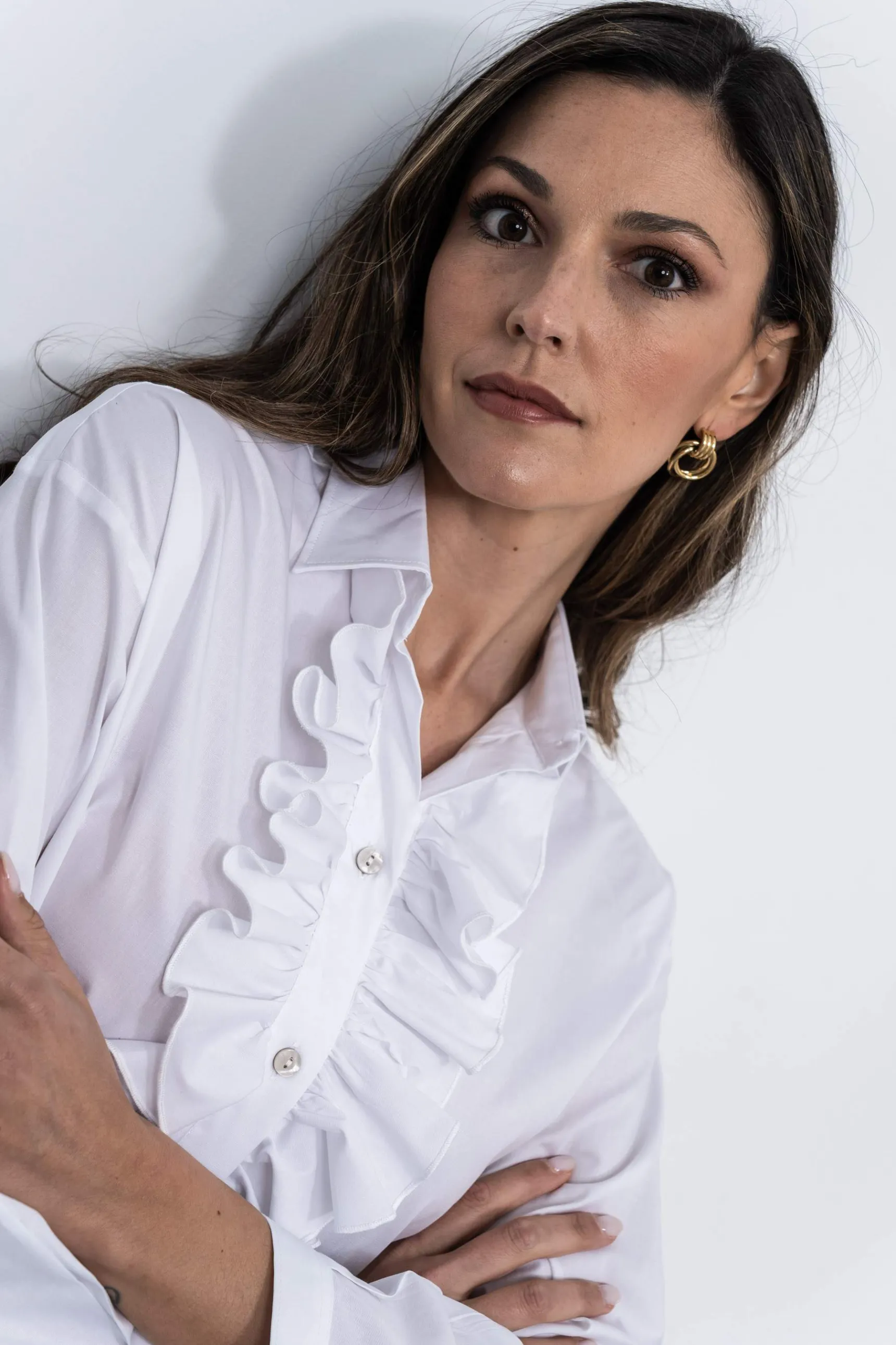 camisa_volante_pechera_6.webp Precchio Blusas Y Camisas<CAMISA VOLANTE PECHERA