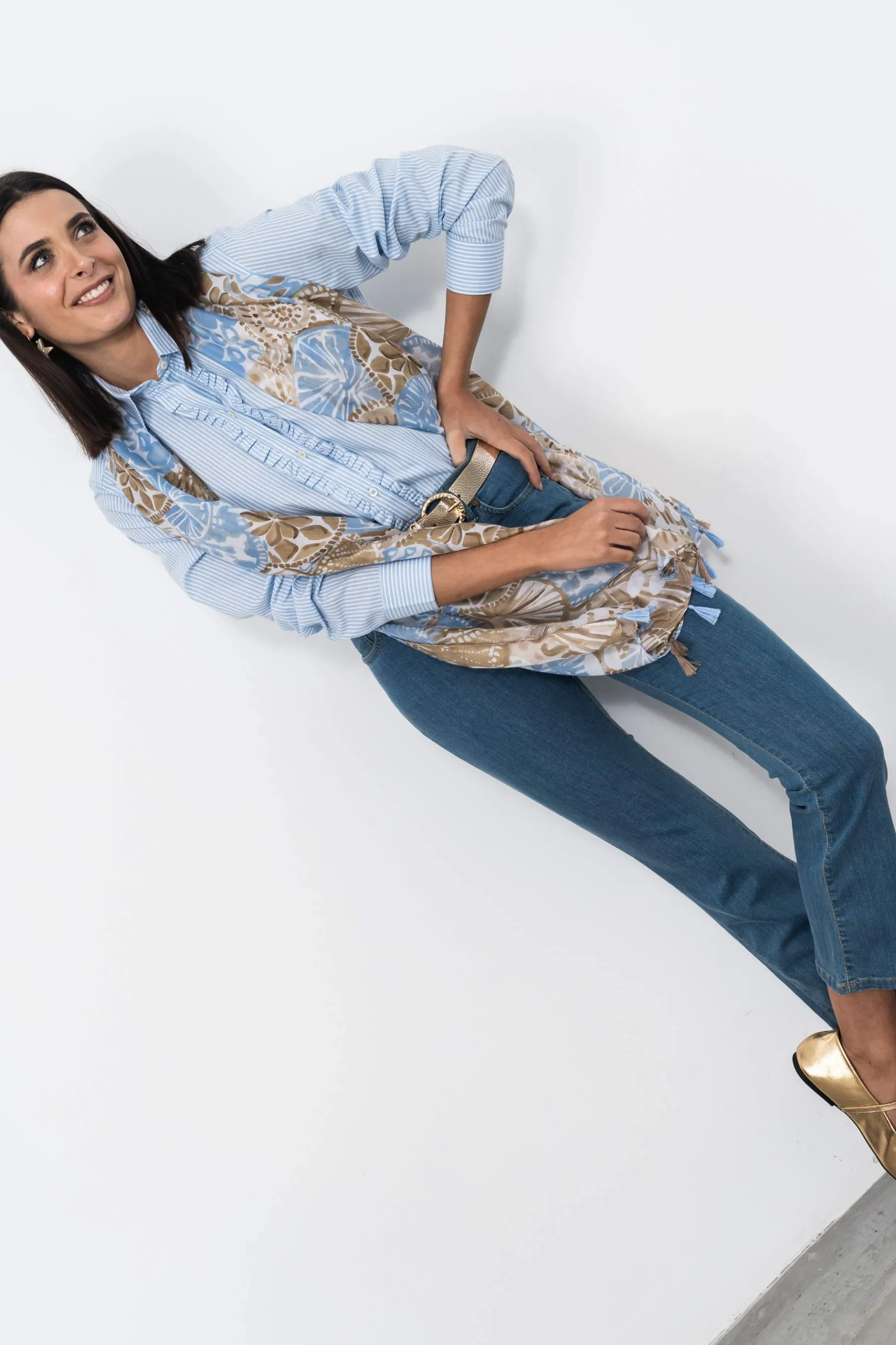 camisa_volantito_rayas_4.webp Precchio Blusas Y Camisas<CAMISA VOLANTITO RAYAS