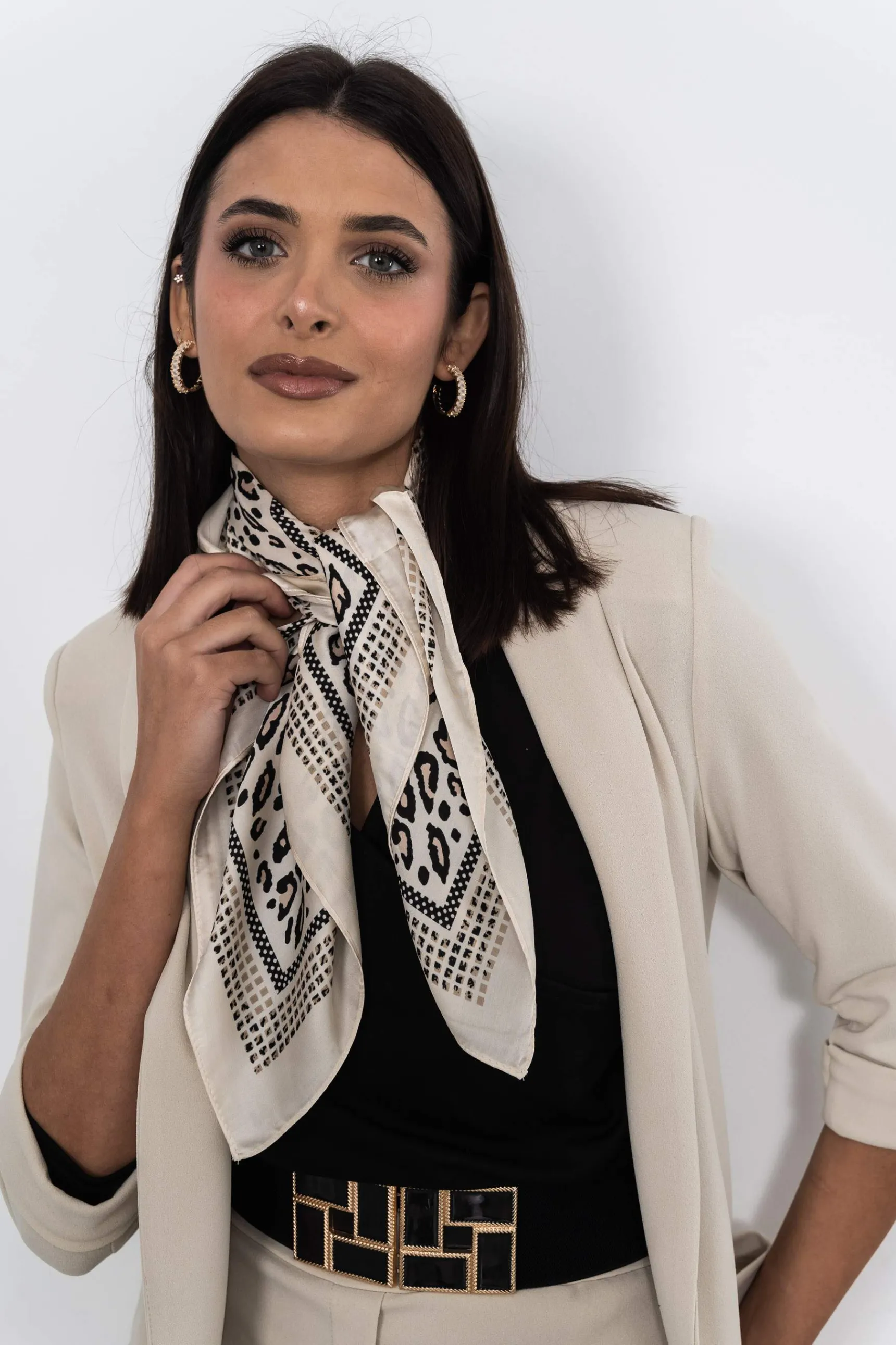 chaqueta_abierta_solapas__7.webp Precchio Chaquetas<CHAQUETA ABIERTA SOLAPAS ARENA