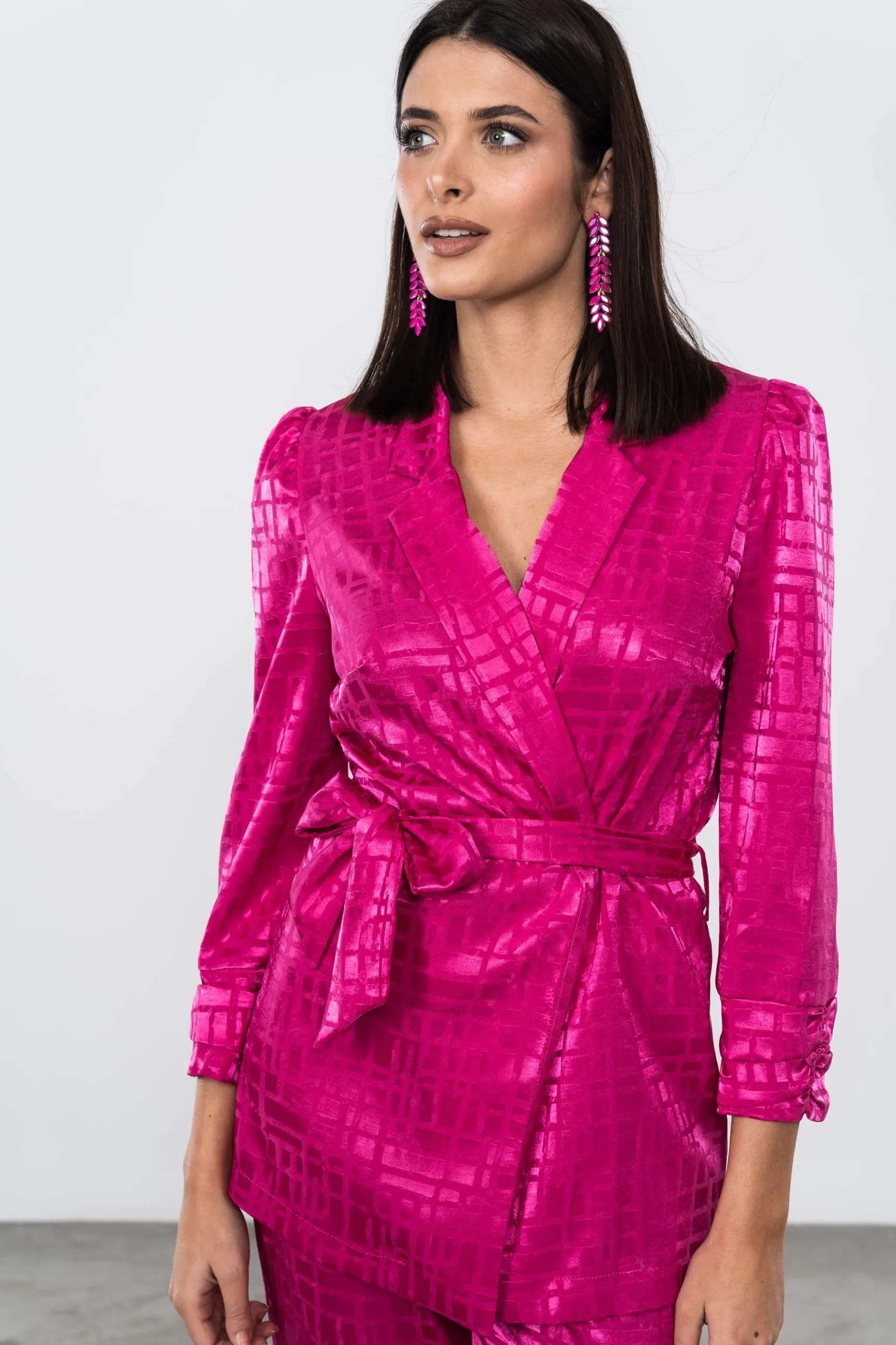 Precchio Chaquetas<CHAQUETA CINTURÓN SATINADO FANTASÍA FUCSIA