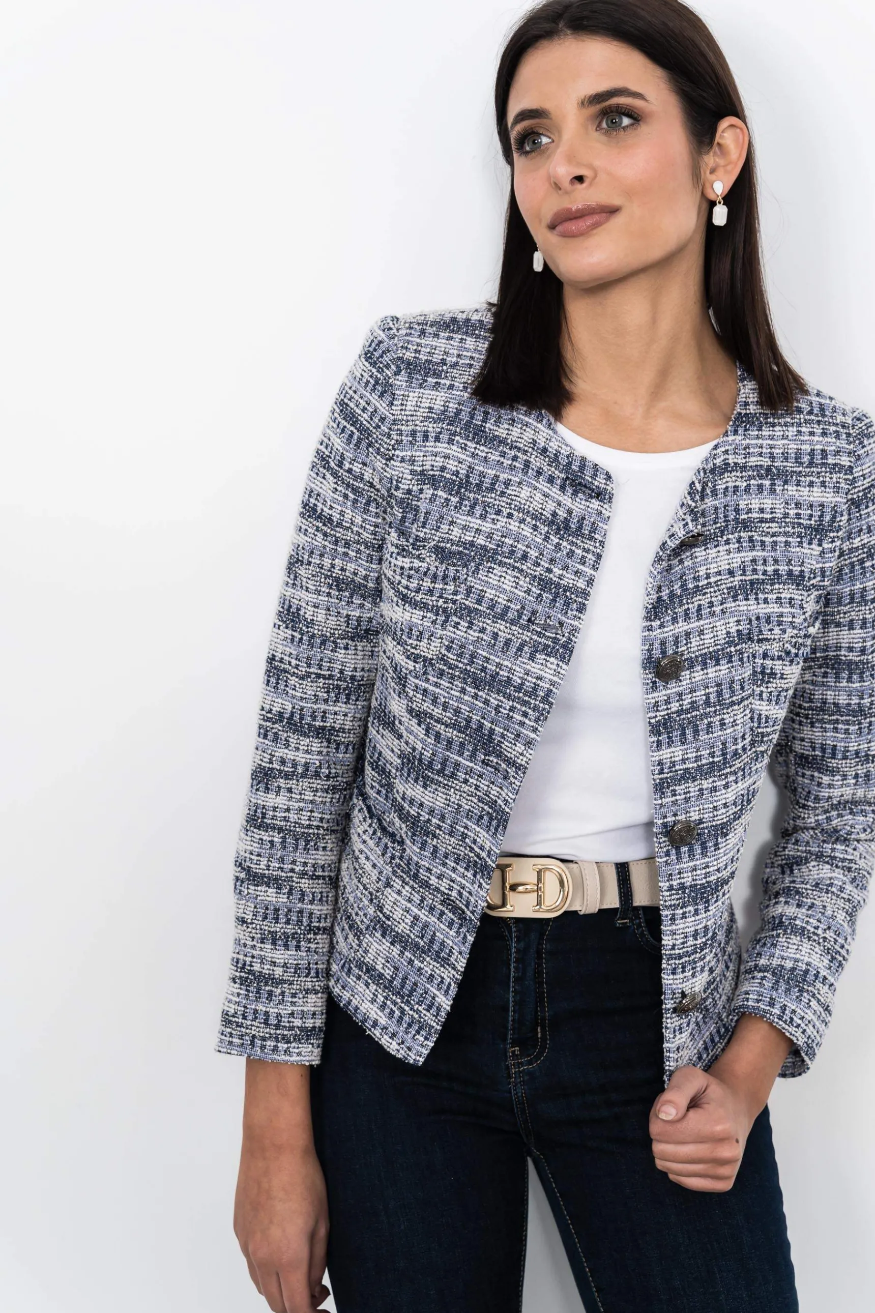 chaqueta_corta_detalles_3.webp Precchio Chaquetas<CHAQUETA CORTA DETALLES