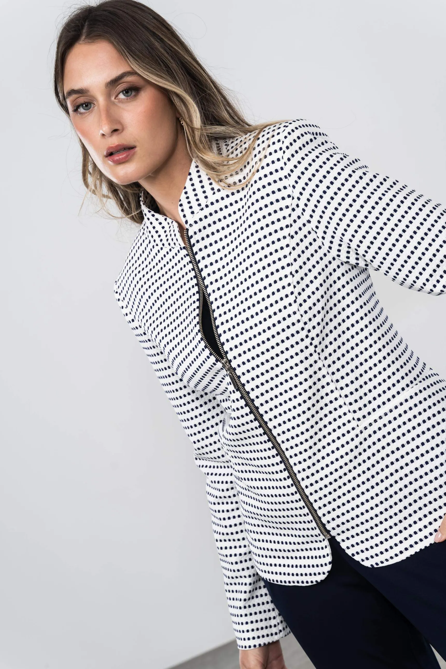 chaqueta_cremallera_jacqu_4-1.webp Precchio Chaquetas<CHAQUETA CREMALLERA JACQUARD BLANCO