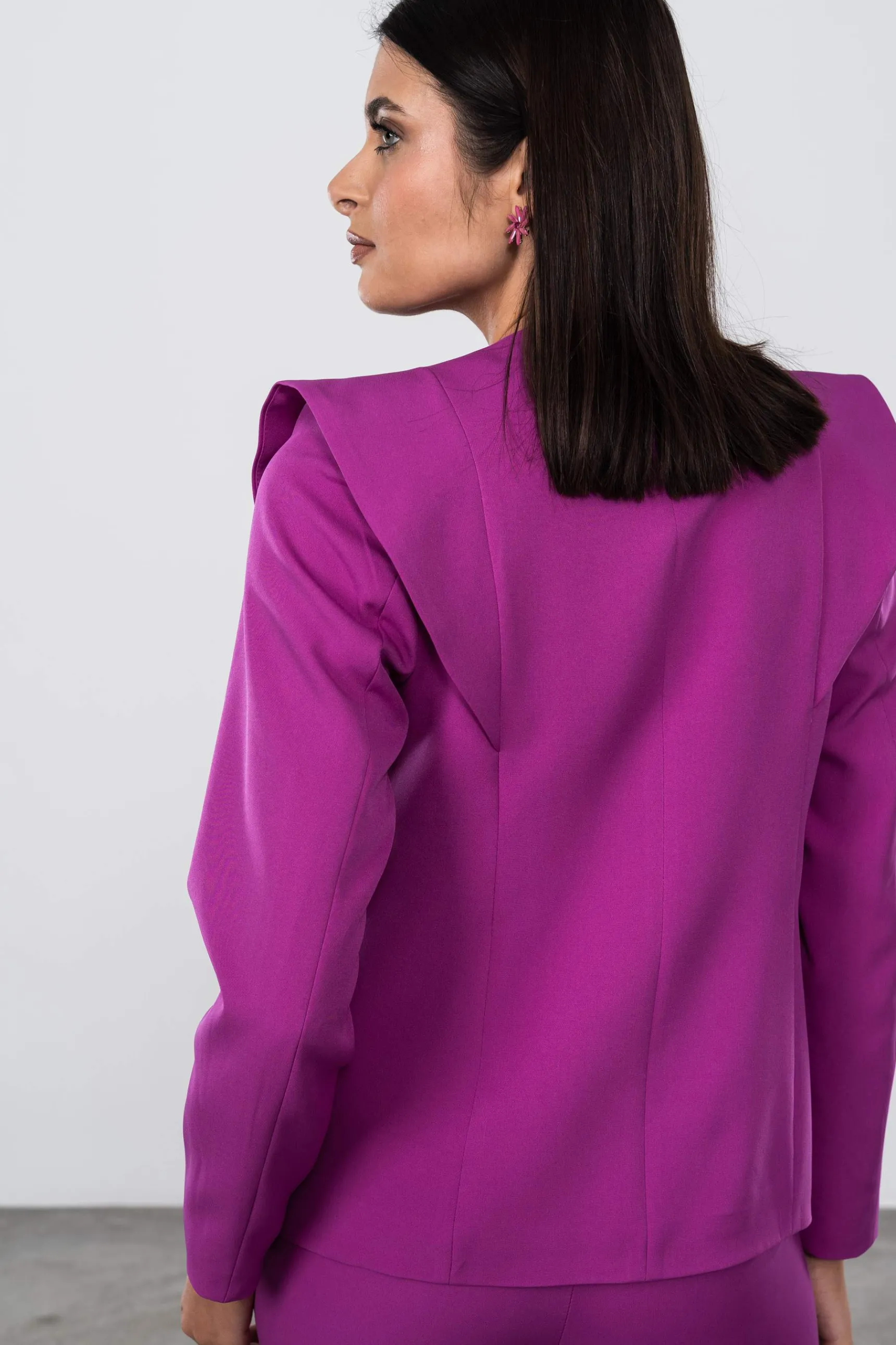 chaqueta_diseo_botn_oro_b_3.webp Precchio Chaquetas<CHAQUETA DISEÑO BOTÓN ORO BUGANVILLA