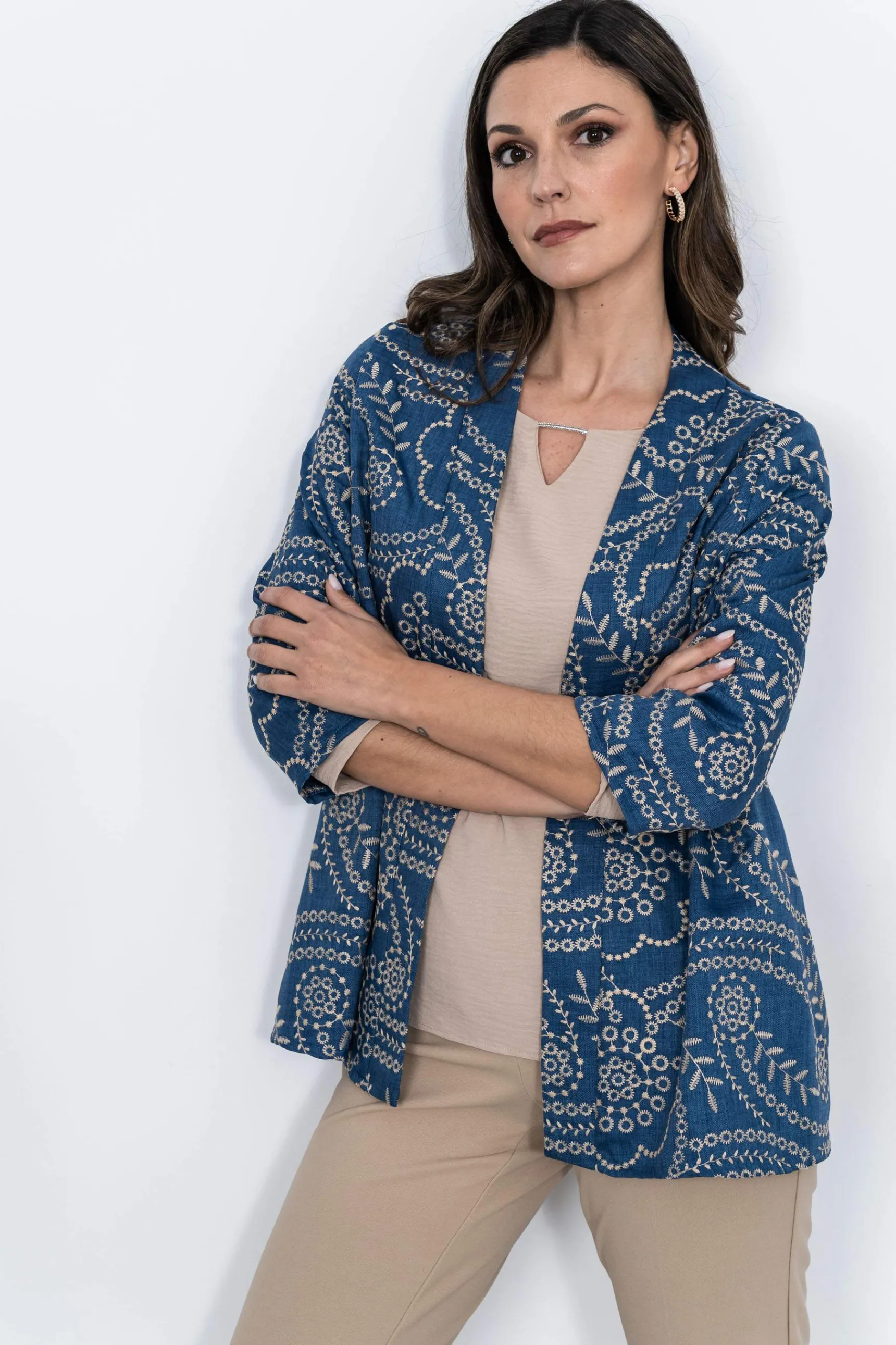 kimono_bordado_6.webp Precchio Chaquetas<KIMONO BORDADO