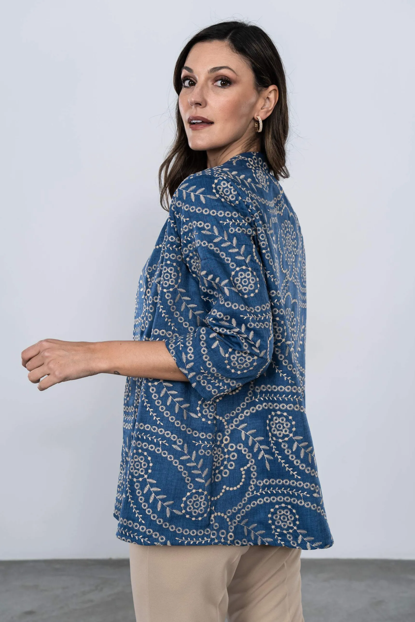 kimono_bordado_7.webp Precchio Chaquetas<KIMONO BORDADO