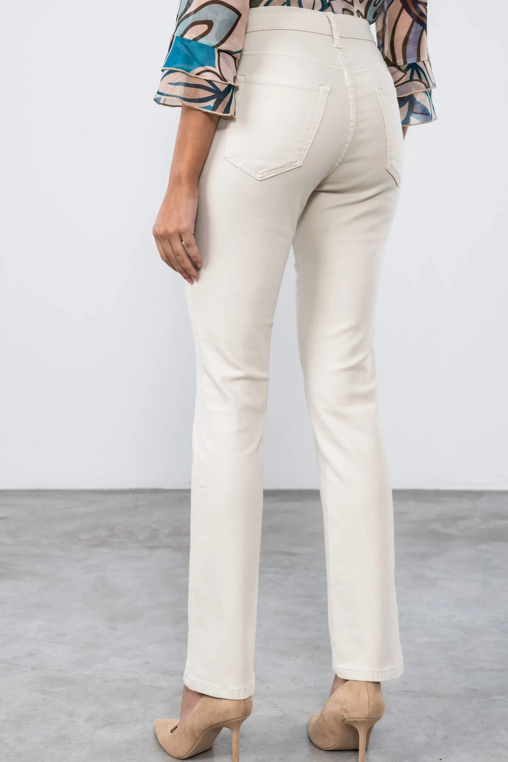 pantaln__bolsillos_recto__2.webp Precchio Pantalones<PANTALÓN 5 BOLSILLOS RECTO PIEDRA