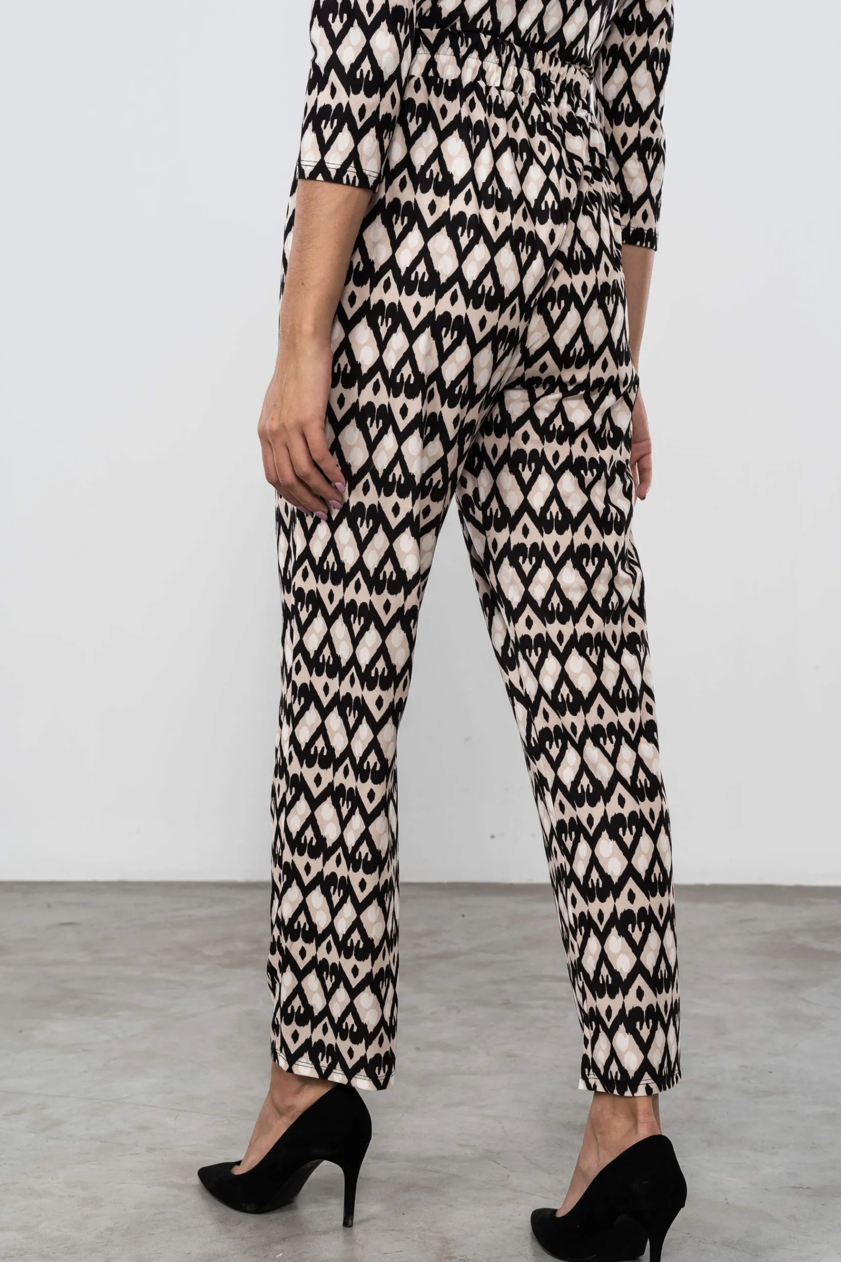 pantaln_dibujo_azteca_3.webp Precchio Pantalones<PANTALÓN DIBUJO AZTECA