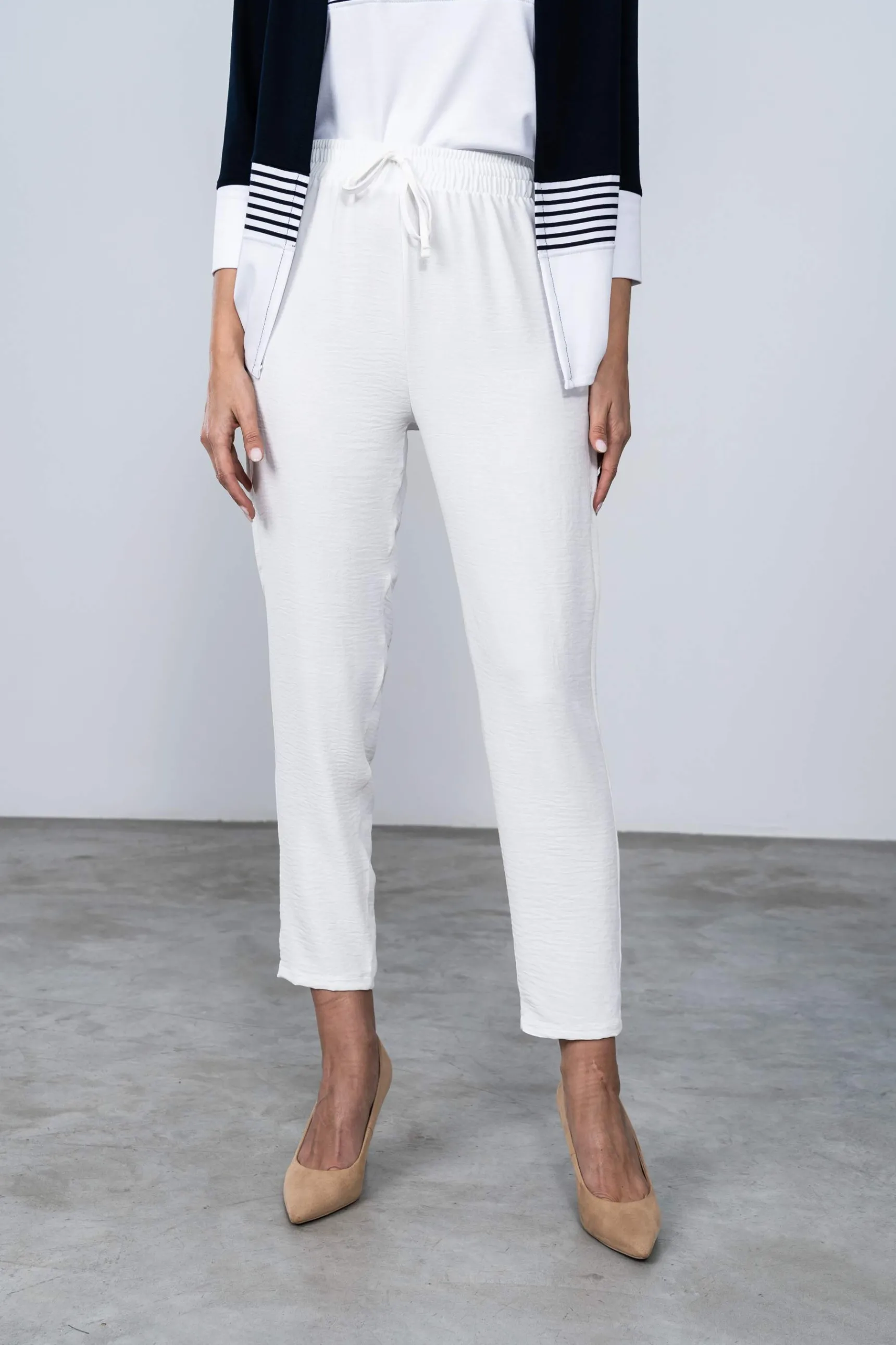 Precchio Pantalones<PANTALÓN HOLGADO CORDÓN BLANCO