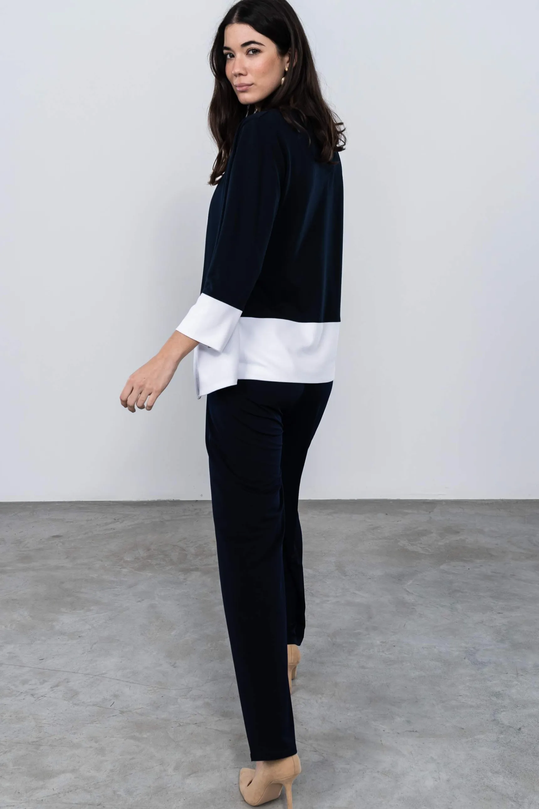pantaln_holgado_marino_5.webp Precchio Pantalones<PANTALÓN HOLGADO MARINO