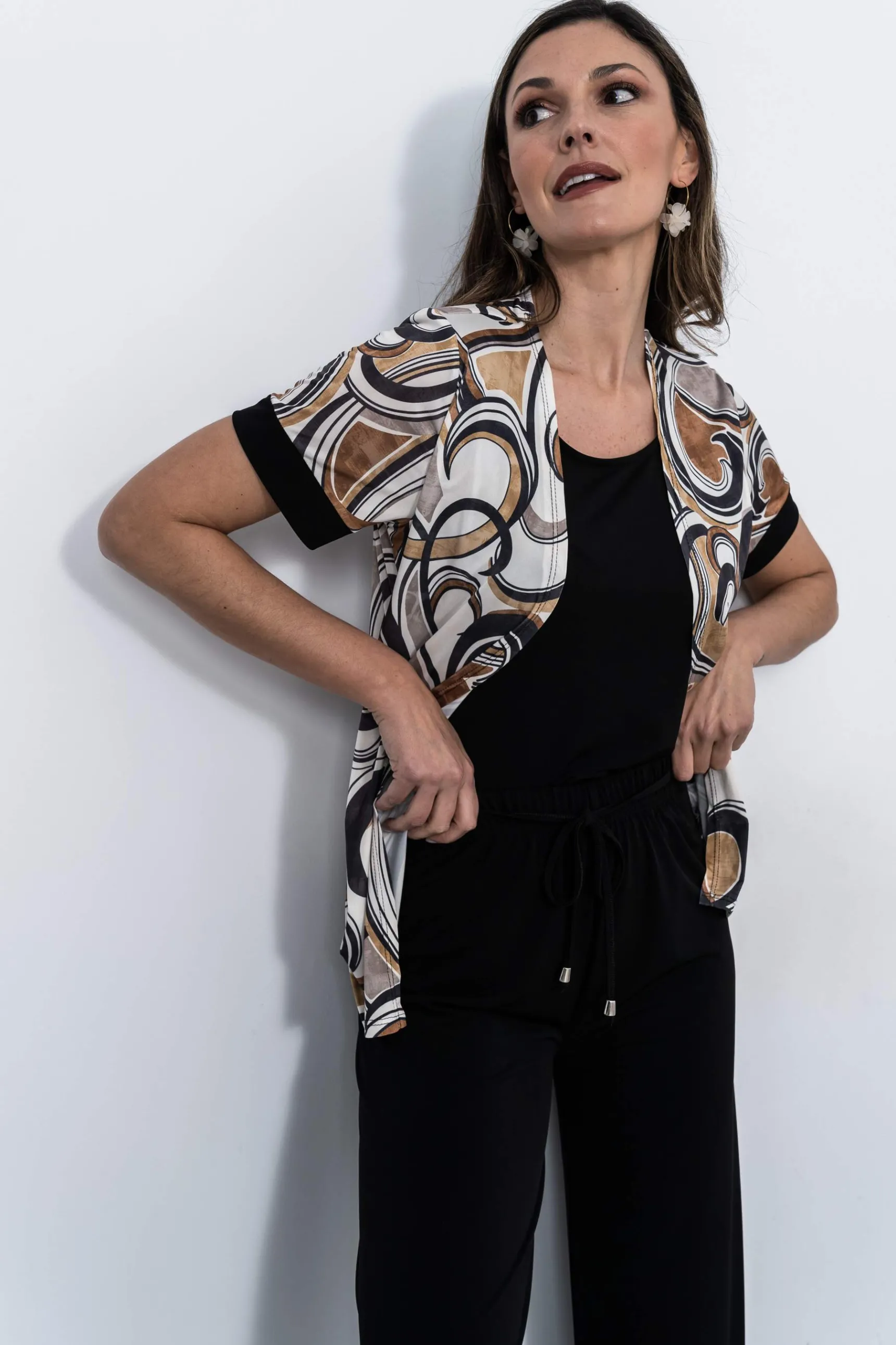 pantaln_holgado_negro_3.webp Precchio Pantalones<PANTALÓN HOLGADO NEGRO
