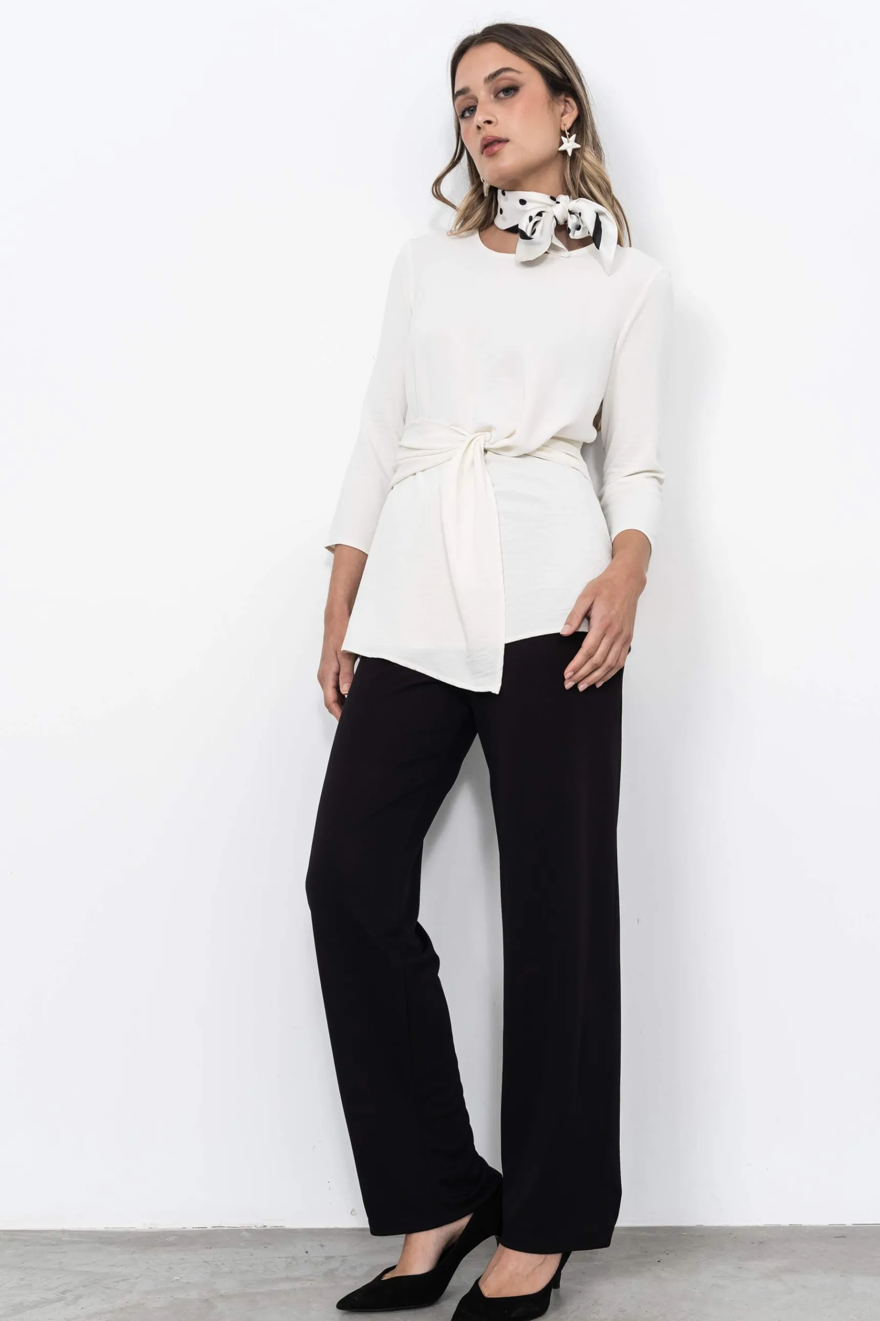 pantaln_punto_fluido_negr_6.webp Precchio Pantalones<PANTALÓN PUNTO FLUIDO NEGRO