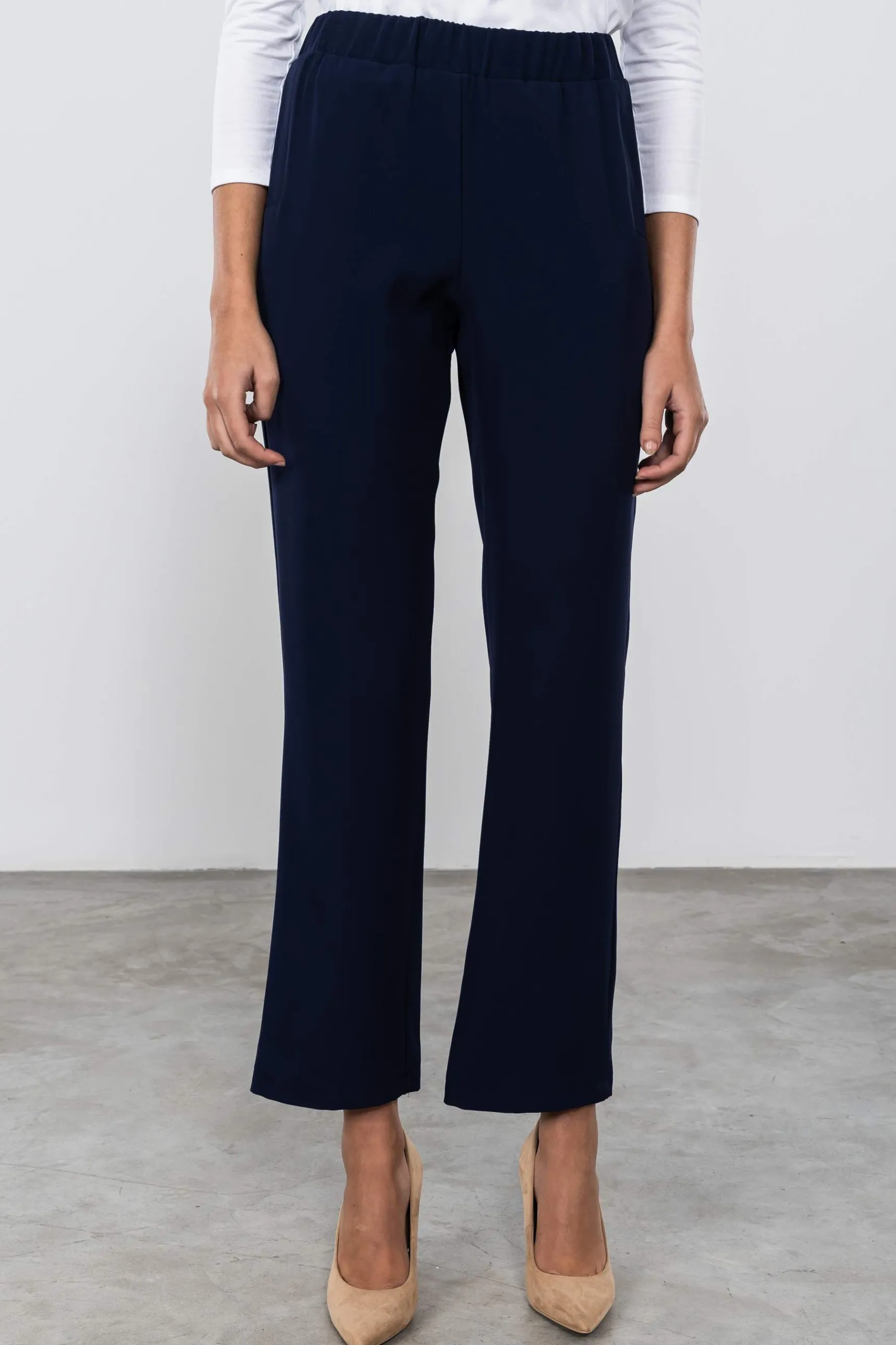 pantaln_recto_fluido_mari_2.webp Precchio Pantalones<PANTALÓN RECTO FLUIDO MARINO
