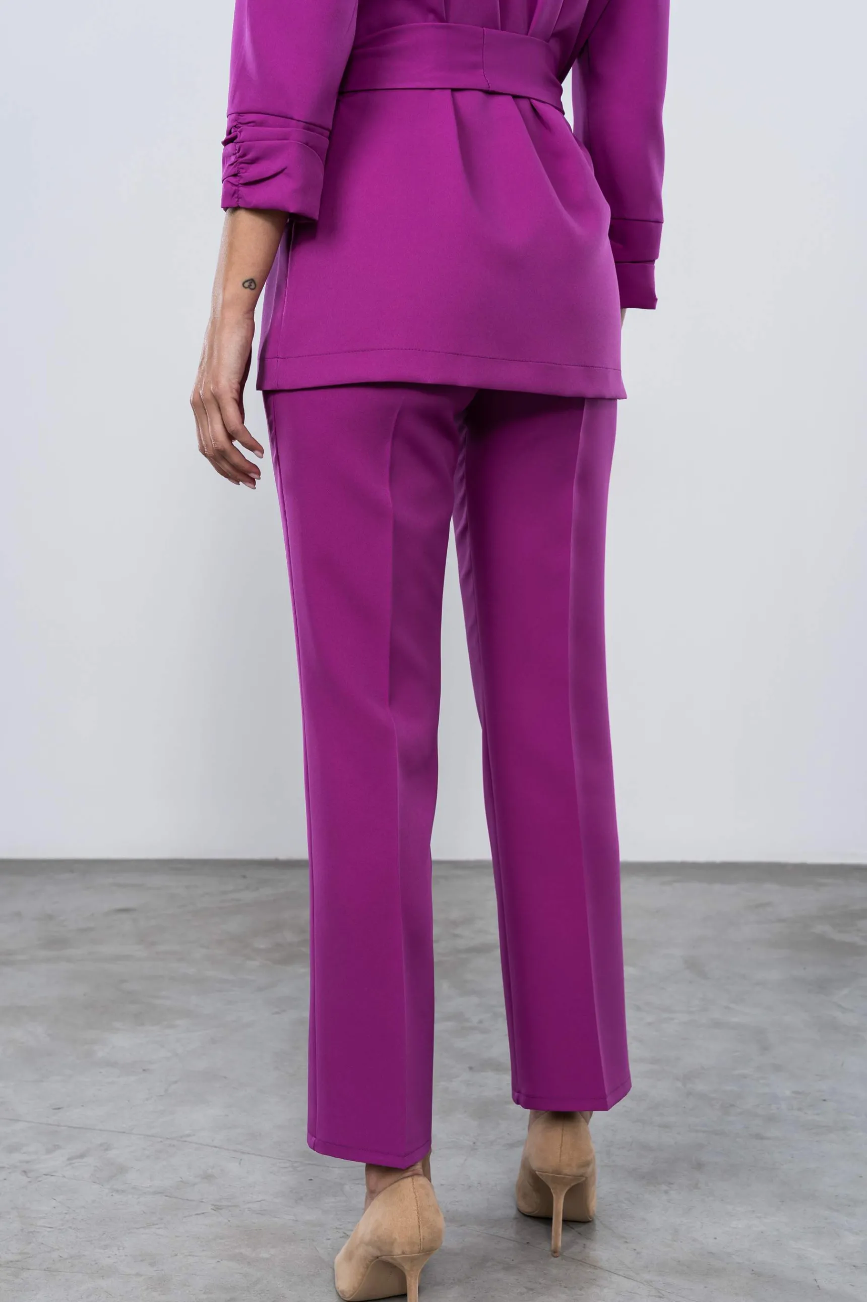 pantaln_recto_vestir_buga_2.webp Precchio Pantalones<PANTALÓN RECTO VESTIR BUGANVILLA
