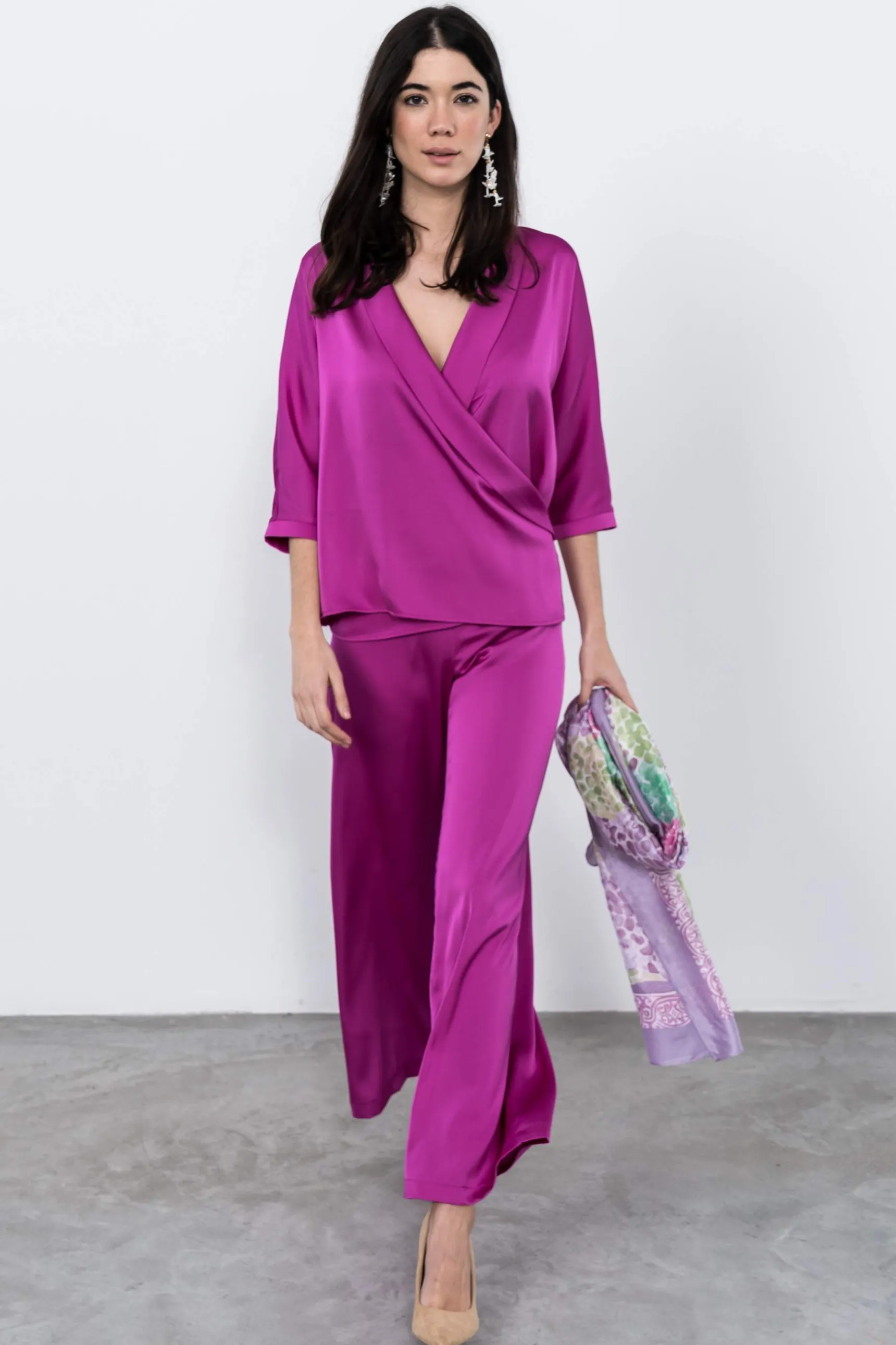 pantaln_satinado_buganvil_4.webp Precchio Pantalones<PANTALÓN SATINADO BUGANVILLA