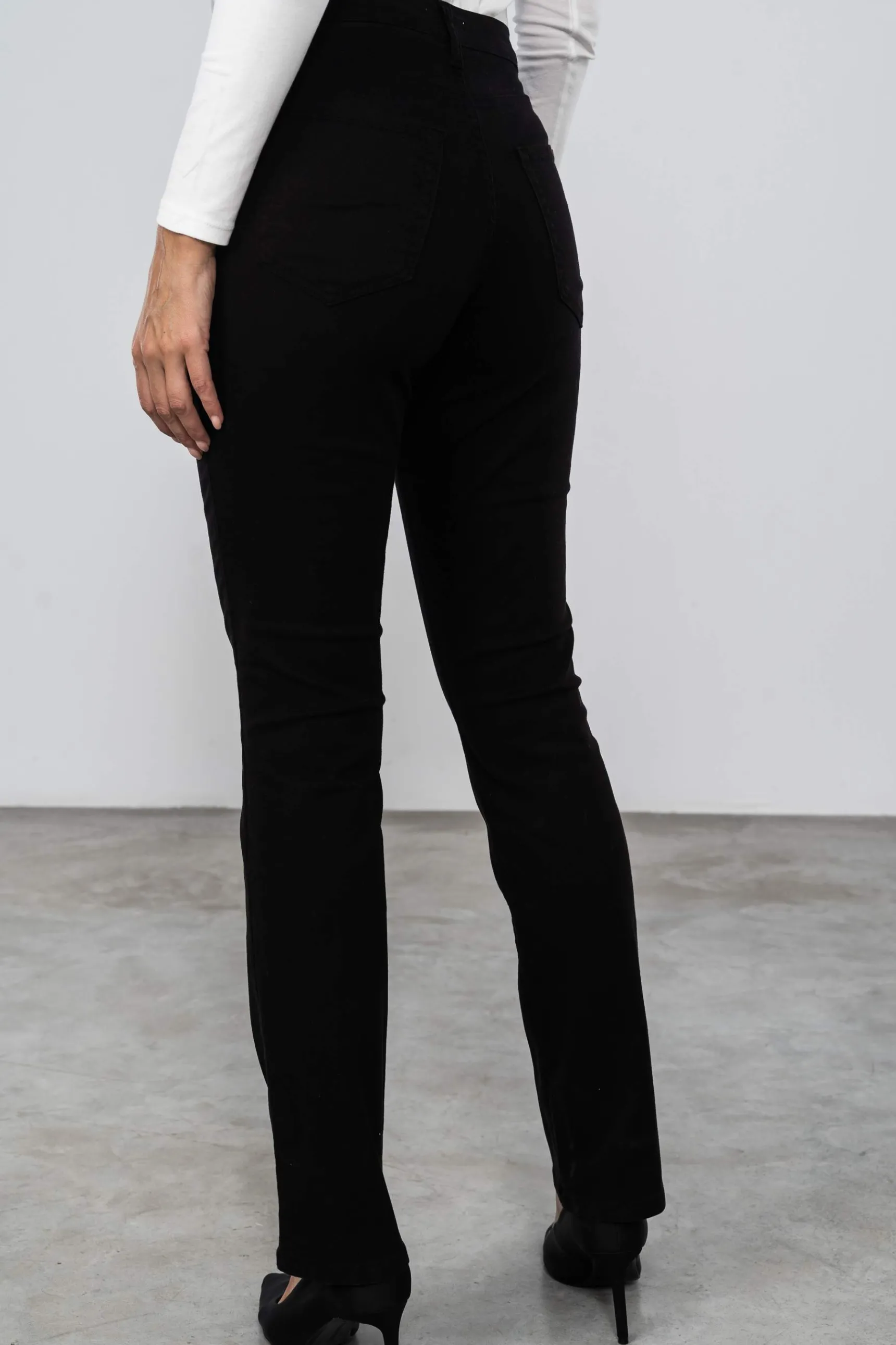 pantalon__bolsillos_negro_3.webp Precchio Pantalones<PANTALON 5 BOLSILLOS NEGRO