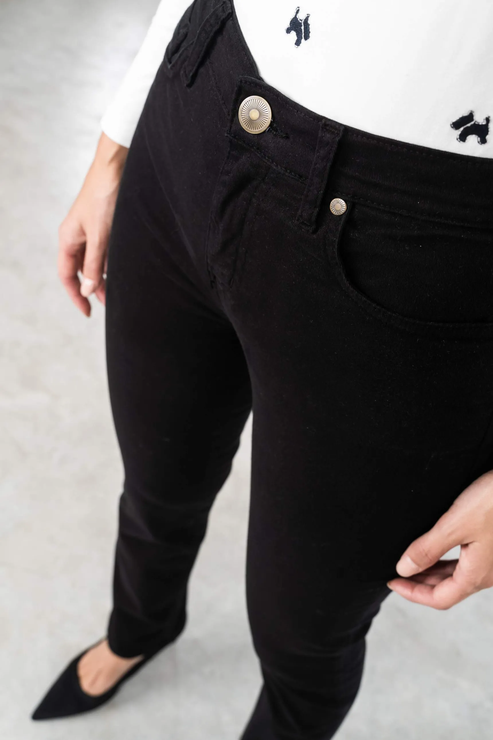 pantalon__bolsillos_negro_5.webp Precchio Pantalones<PANTALON 5 BOLSILLOS NEGRO