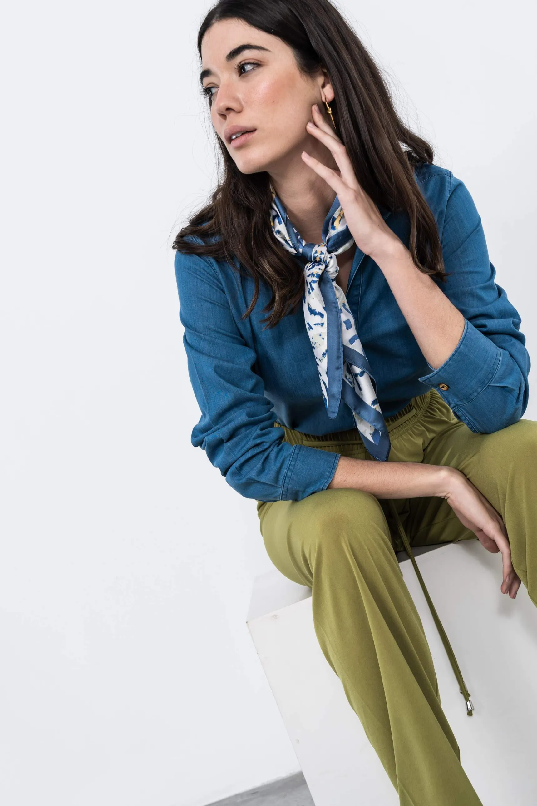 Precchio Foulards Y Estolas<PAÑUELO AZULEJO