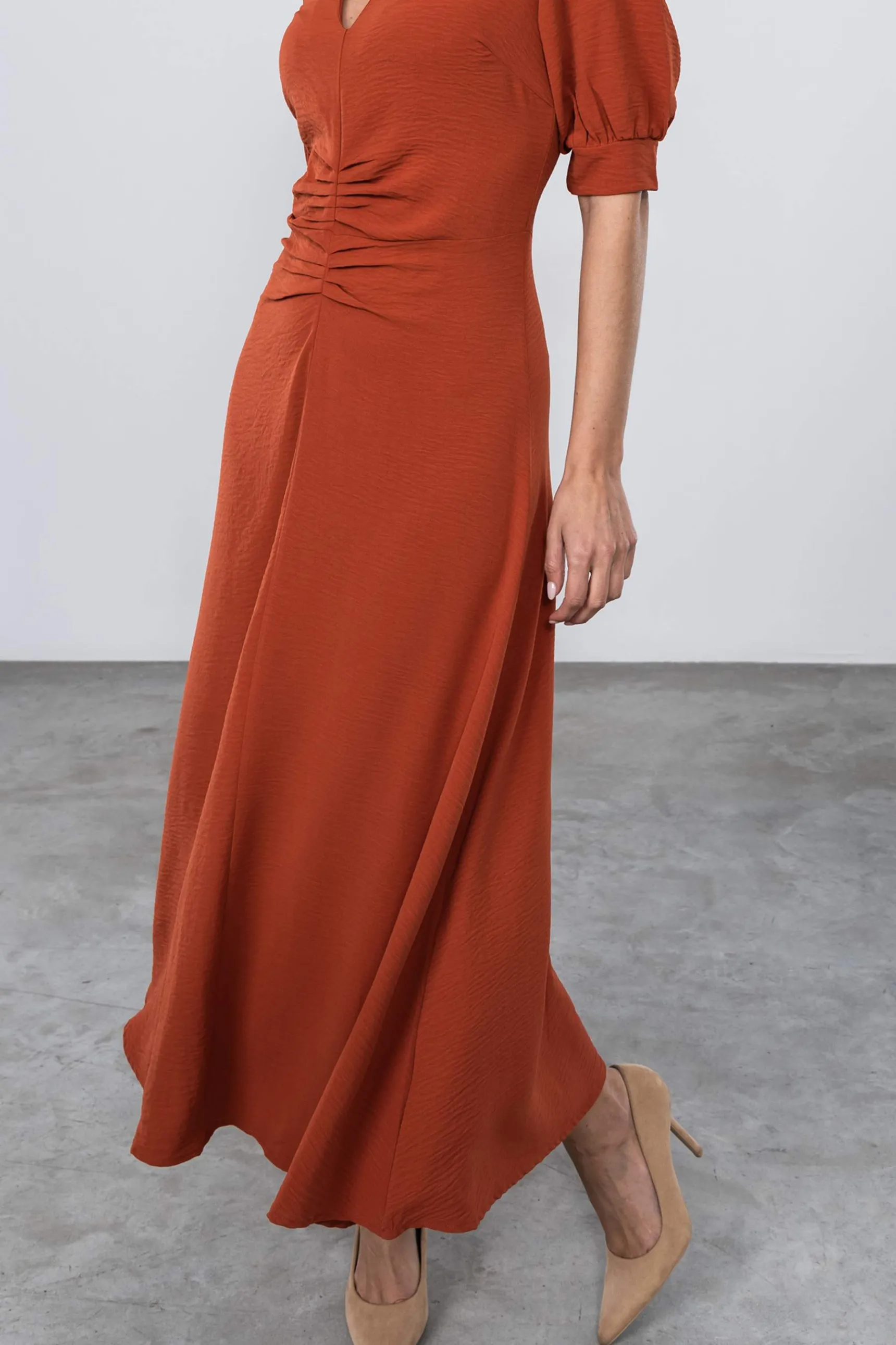 vestido_drapeado_central__3.webp Precchio Vestidos<VESTIDO DRAPEADO CENTRAL CALDERA