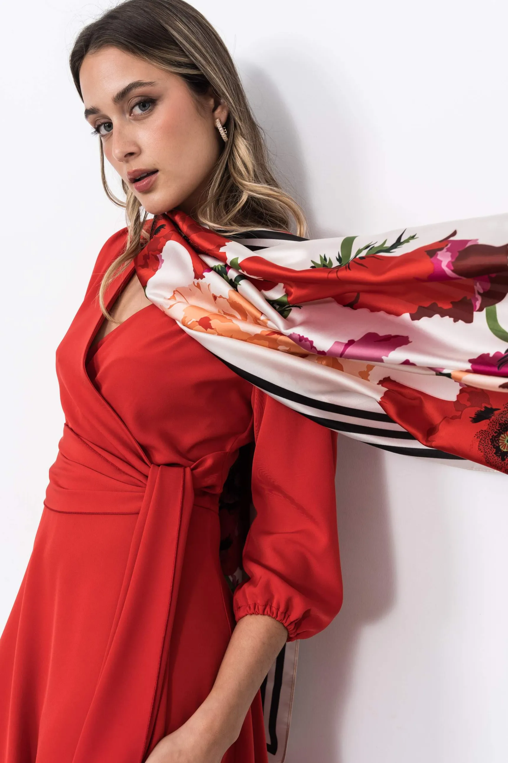 vestido_lazo_manga_france_3.webp Precchio Vestidos<VESTIDO LAZO MANGA FRANCESA ROJO