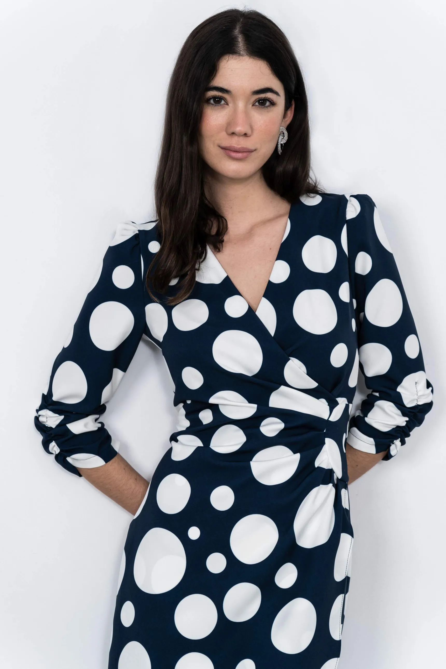 vestido_topos_combinado_r_2.webp Precchio Vestidos<VESTIDO TOPOS COMBINADO RECOGIDO